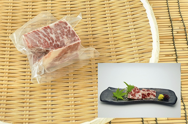 ミンククジラ鹿の子 八面六臂