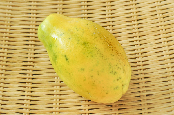 パパイヤ 9玉サイズ 八面六臂