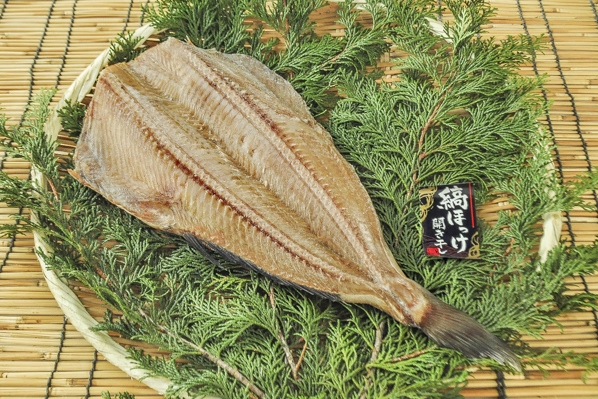 縞ホッケ開き 八面六臂