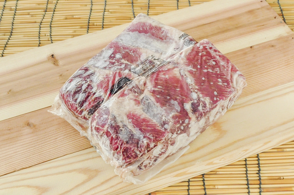 チャックテールフラップ