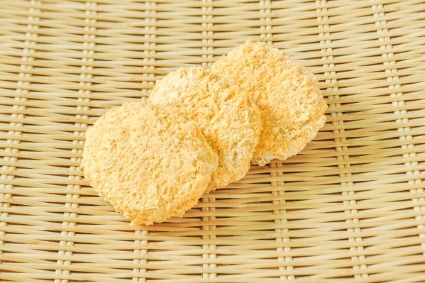 焼き豚1kg  真鱈子煮 500ｇ×2袋 アーモンドチョコ30ｇ×12