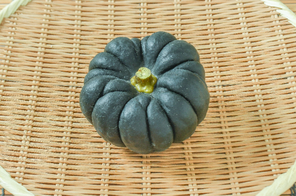 南瓜（7玉サイズ） 【業務用食材の仕入れなら八面六臂】