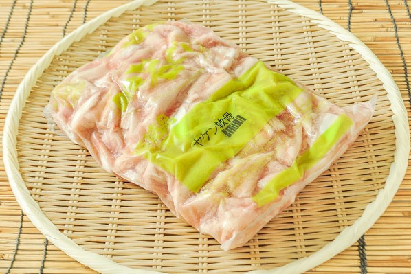 若鶏ヤゲン軟骨（肉付き）