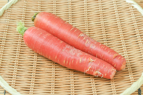 金時人参（2L）(丸秀)