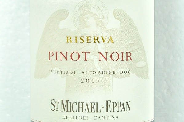 Linea Selezione Pinot Nero Riserva Alto Adige（ピノ・ネーロ・リゼルヴァ・アルト・アディジェ） (1)