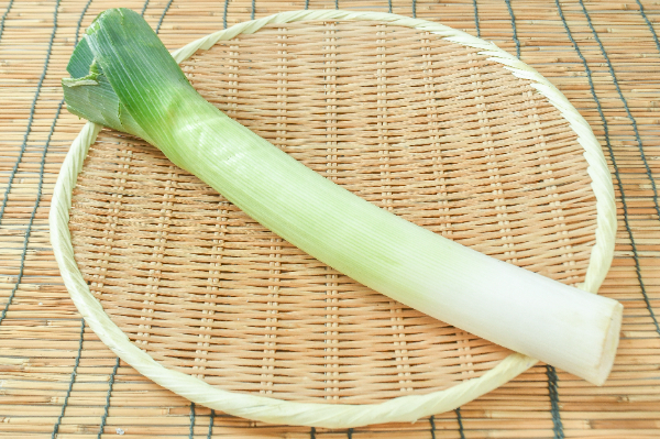白髪ねぎ（1.7ミリカットねぎ） 【業務用食材の仕入れなら八面六臂】