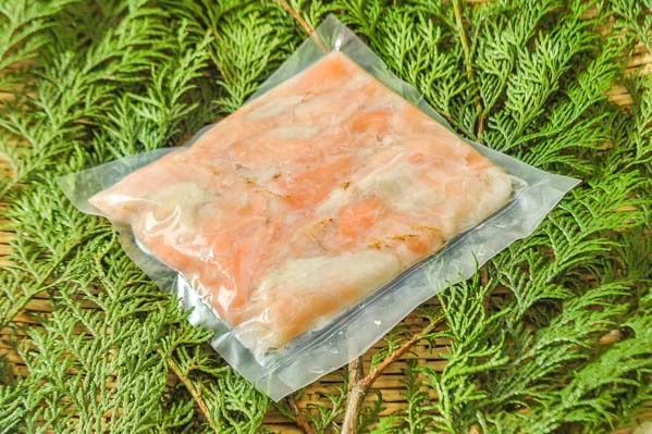 アトランティックサーモンハラスたたき（生食用）