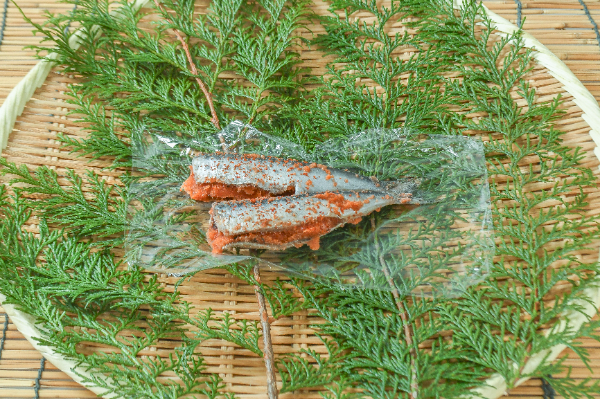 真いわし塩干し（6尾） 【業務用食材の仕入れなら八面六臂】