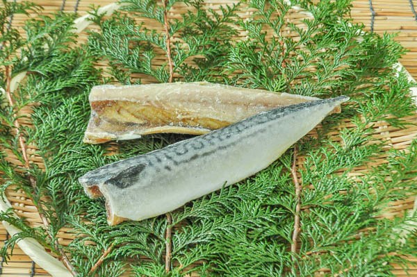 塩サバフィレ35入サイズ（B品）