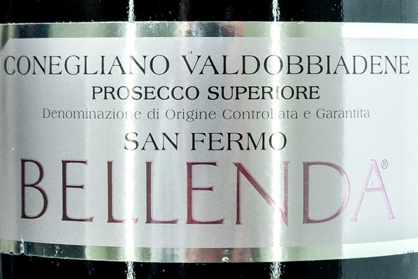 Prosecco Superiore Conegliano Valdobbiadene Brut（プロセッコ・スペリオーレ・コネリアーノ－ヴァルドッビアーデネ・ブリュット） (1)