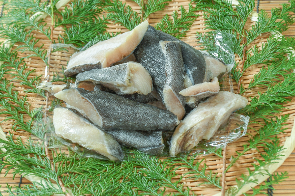 銀ダラ（端材）1kg