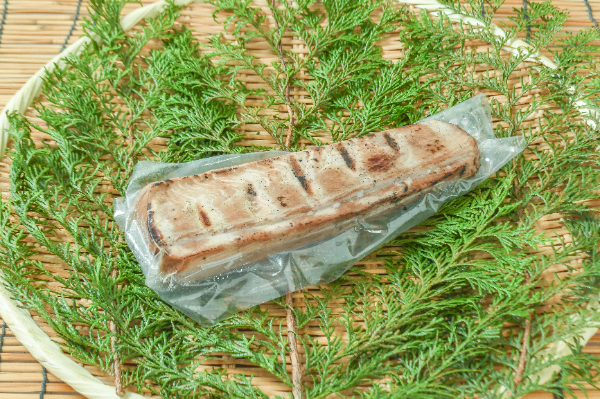 炭火焼かつおタタキ血合取り（一本釣り）