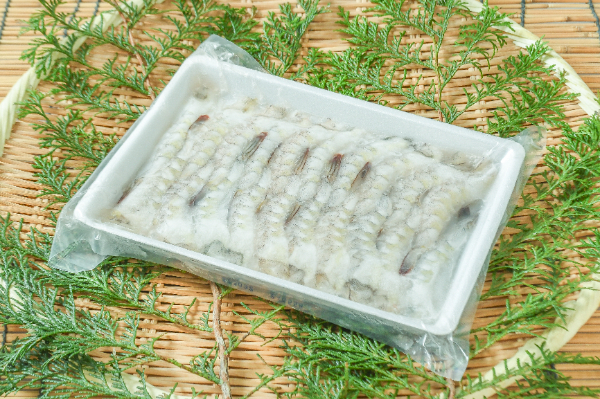 頭肉付き生寿司バナメイ海老