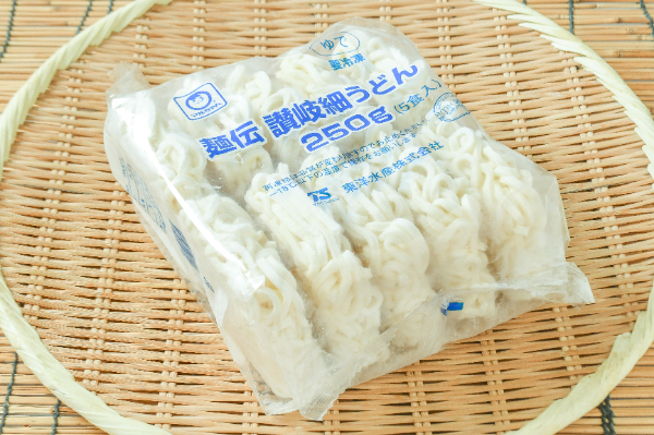 麺伝　讃岐細うどん（冷凍）