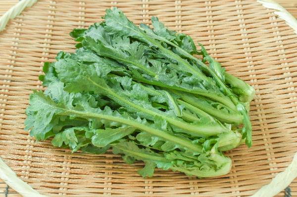 春菊 【業務用食材の仕入れなら八面六臂】
