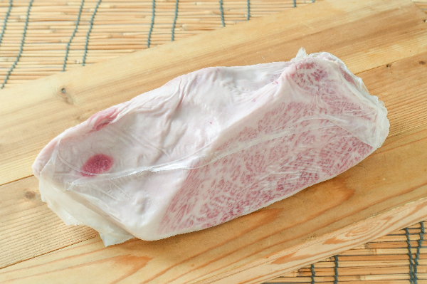 仙台牛トモサンカク（A5）（宮城県産）