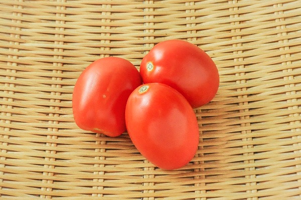 ローマトマト 【業務用食材の仕入れなら八面六臂】