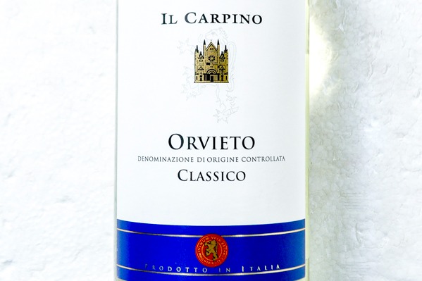 Il Carpino Orvieto Classico　白（イル・カルピーノ・オルヴィエート・クラッシコ） (1)