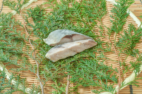 あじ切身（腹骨取り）50gr