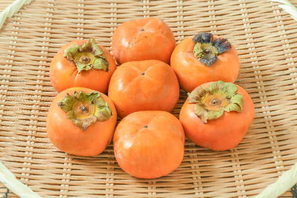 次郎柿（2S）（特選）1kg