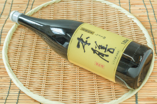 本膳（超特選こいくちしょうゆ）（ヒゲタ醤油株式会社）