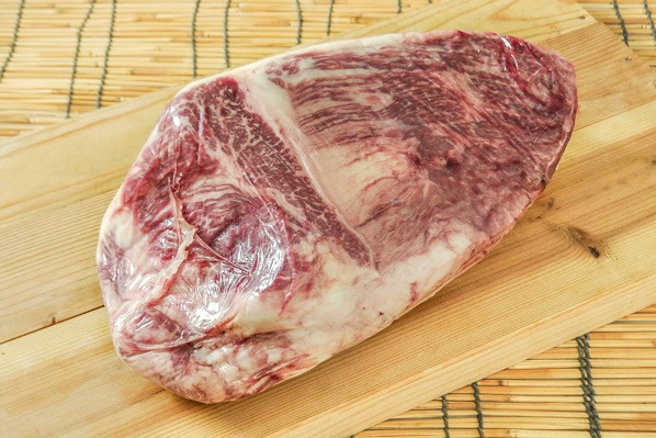 紫峰牛ナカニク（ソトモモ）（A5）