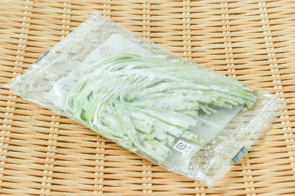 ほうれん草のフェットチーネ7mm
