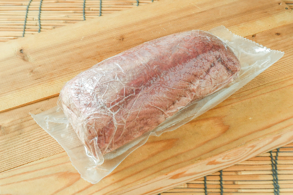 牛ムキタン　1kg