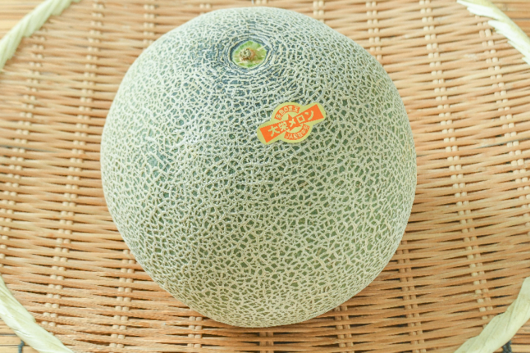 ルピアレッド（6玉サイズ）（優） 【業務用食材の仕入れなら八面六臂】