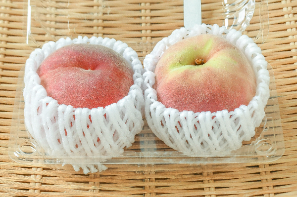 ❤︎ 桃 赤宝 22個入り（S〜Mサイズ） 桃（赤宝）（22玉サイズ） 【業務用食材の仕入れなら八面六臂】