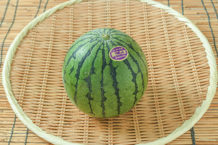 金色羅皇（M）（秀） 【業務用食材の仕入れなら八面六臂】