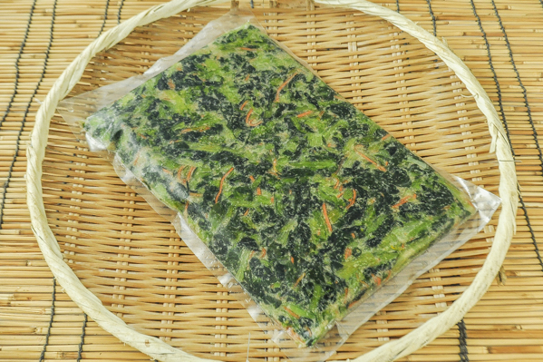 小松菜菜の花胡麻和え 八面六臂