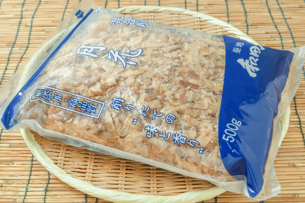 かつお削り節（おかか） 【業務用食材の仕入れなら八面六臂】
