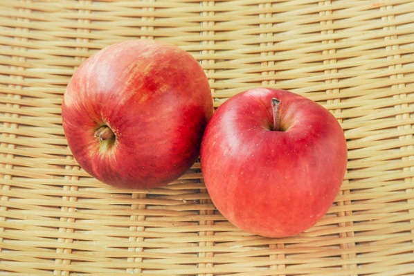 りんご（津軽）（40玉サイズ）