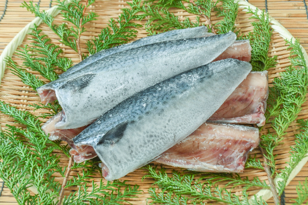 塩サバフィレ（ゴマサバ）（30‐40サイズ）1kg