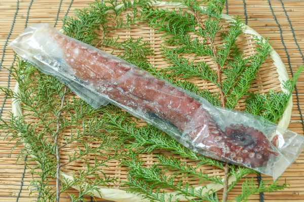 （伯東商事株式会社）ボイル水タコ足　400-600gr