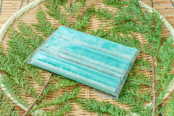 カットサーモン芯（18g）