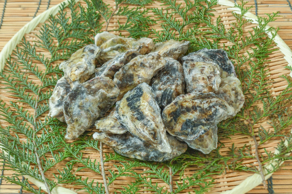 殻付きカキ（生食用）