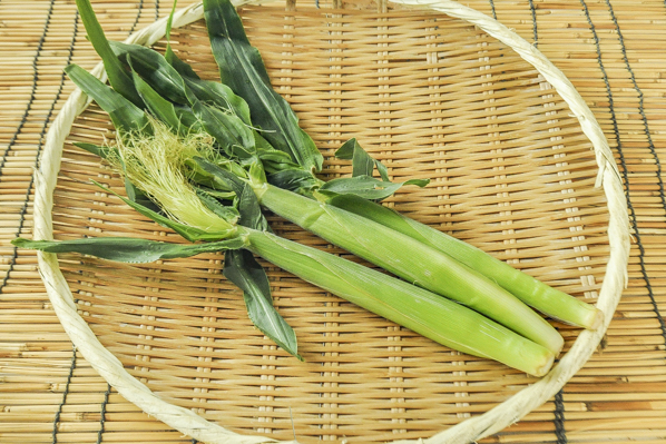 皮付きヤングコーン 25本サイズ 八面六臂