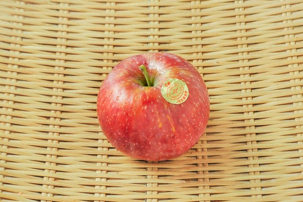 リンゴ（シナノリップ）（40玉サイズ）（特秀）