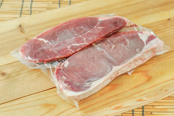 牛肉サーロインステーキ（端材）（冷凍）