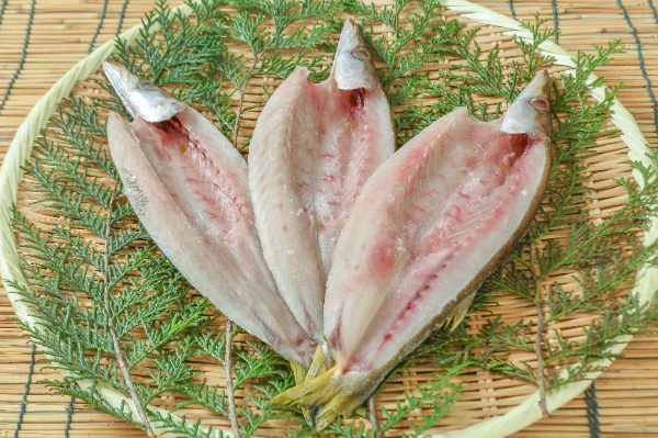 カマス開き干し　150-200gr