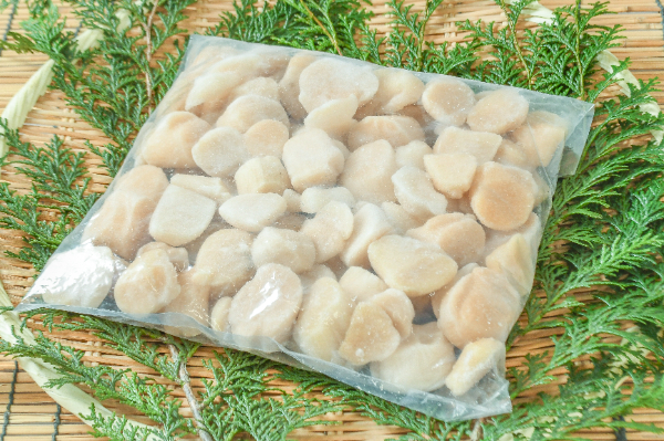 ホタテ貝柱（L） 【業務用食材の仕入れなら八面六臂】