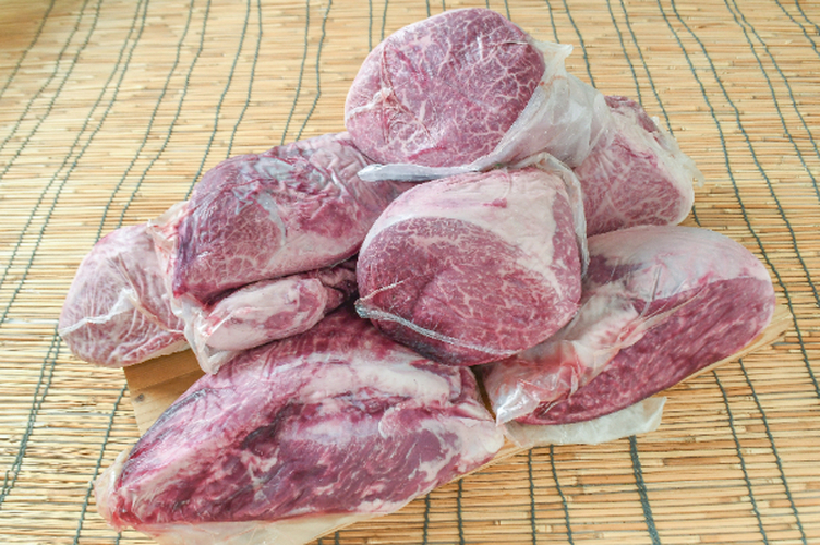 黒毛和牛シンタマ（7pcセット）（5等級）