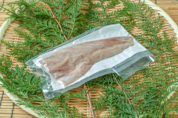 ブリロイン（生食用）150-250gr