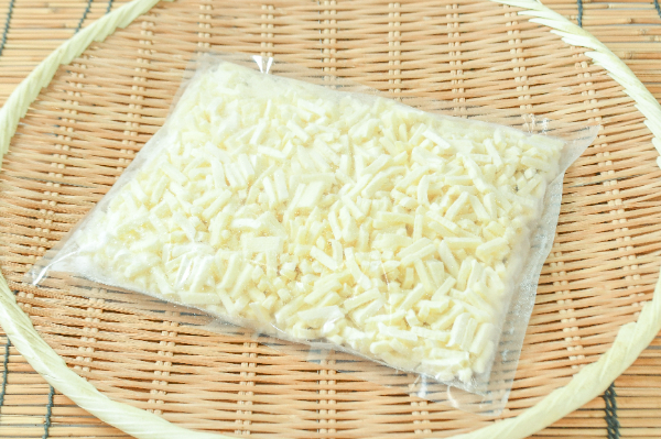 モッツァレラ 【業務用食材の仕入れなら八面六臂】