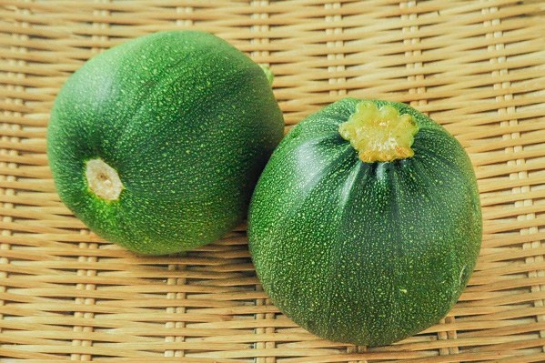 丸ズッキーニ（緑）（10玉サイズ）