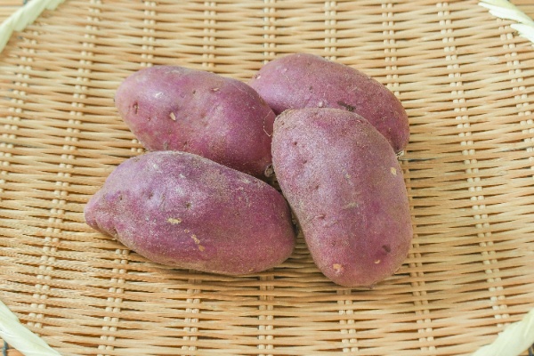 さつまいも（紅東）（丸M）1kg