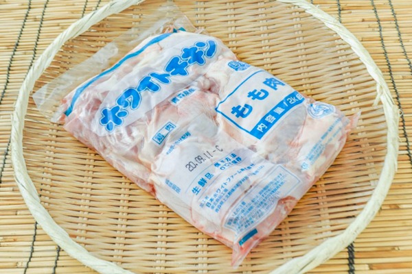 国産鶏モモ肉B級（調整肉）（冷凍）