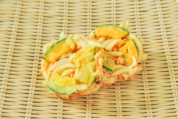 かぼちゃと玉ねぎのかき揚げ（油調済）